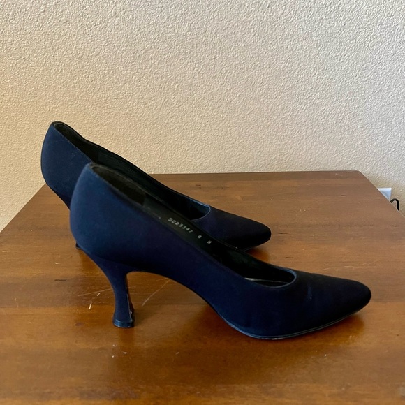 Stuart Weitzman black heels - Picture 7 of 8